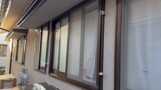 【DIY】家にある廃材だけで窓に格子を作ってみた！防犯＆見た目アップ