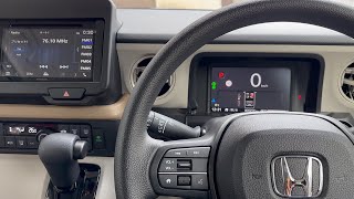 【新型N-BOX】給油口のレバーがない！？ガソリンスタンドで冷や汗をかいた話と開け方